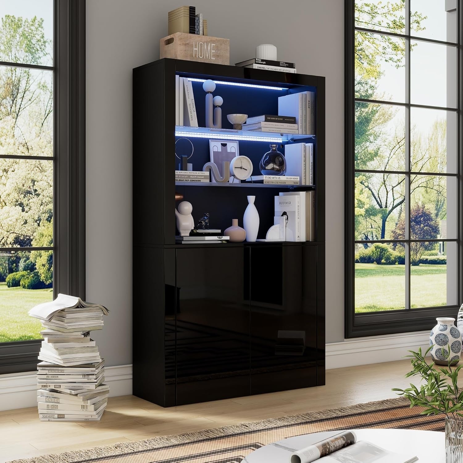Hochschrank in Hochglanz Schwarz mit LED-Beleuchtung, 2 Türen und 2 Glasböden